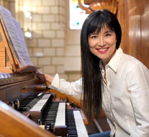 Riyehee Hong, organista